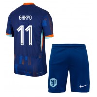 Camisa de time de futebol Holanda Cody Gakpo #11 Replicas 2º Equipamento Infantil Europeu 2024 Manga Curta (+ Calças curtas)